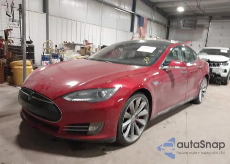 2014 Tesla Model S P85 z USA, uszkodzony, nr VIN 5YJSA1H16EFP39763